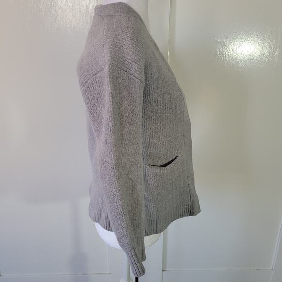 Wilfred	Size	S Aritzia Wool Ribbed Open Front Cardigan Grey Cozy Thick - Picture 2 of 8